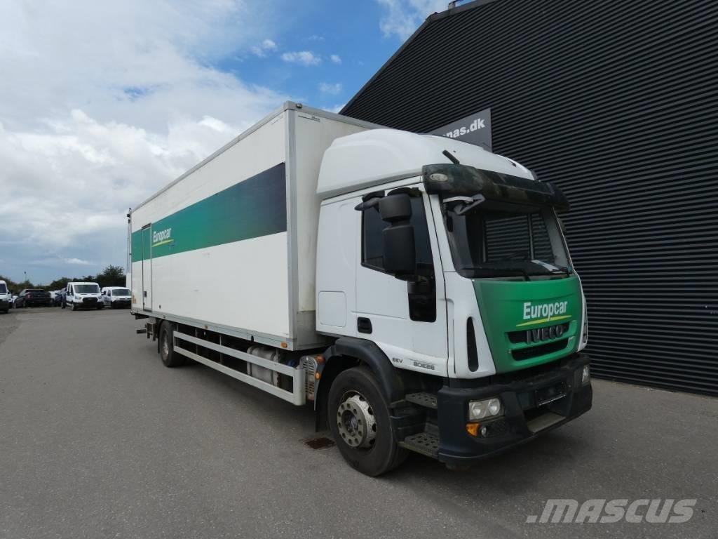 Iveco 180E 28 Caminhões de caixa fechada