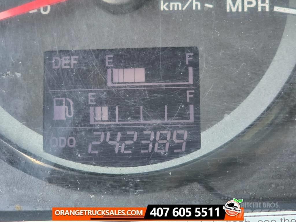 Hino 268 A Caminhões de caixa fechada