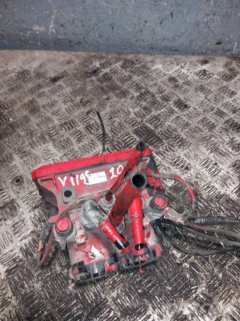 Volvo FH 12    20570910 Travőes