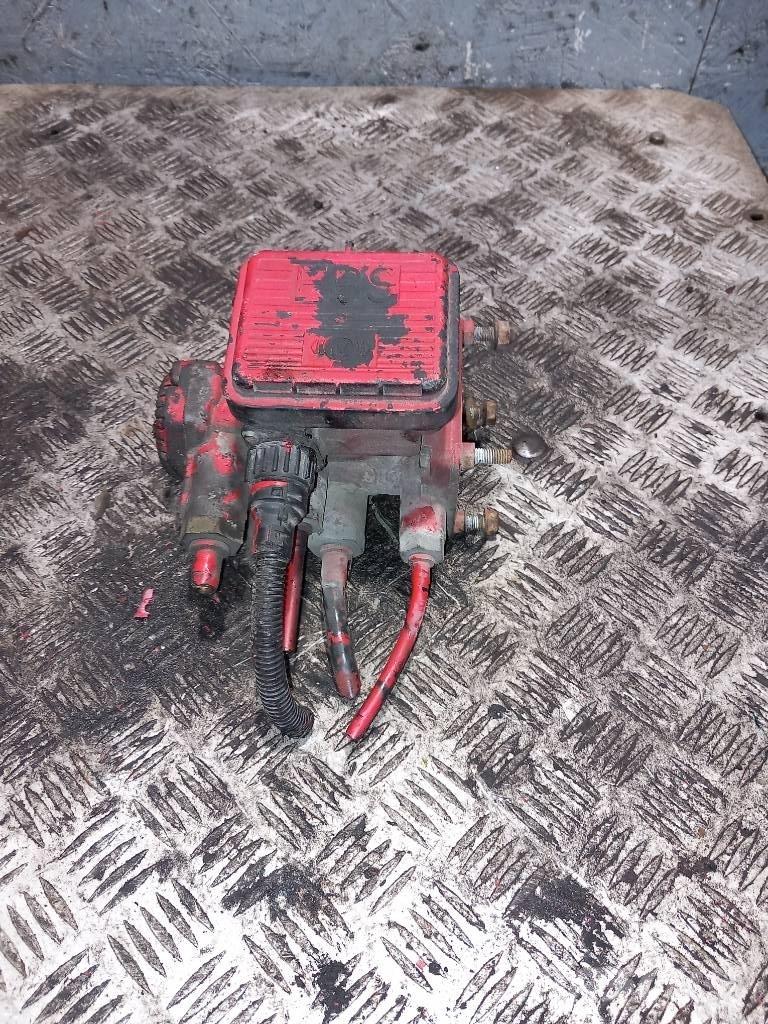 Volvo FH 12    20570910 Travőes