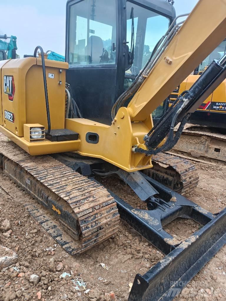 CAT 306E2 Miniescavadeiras
