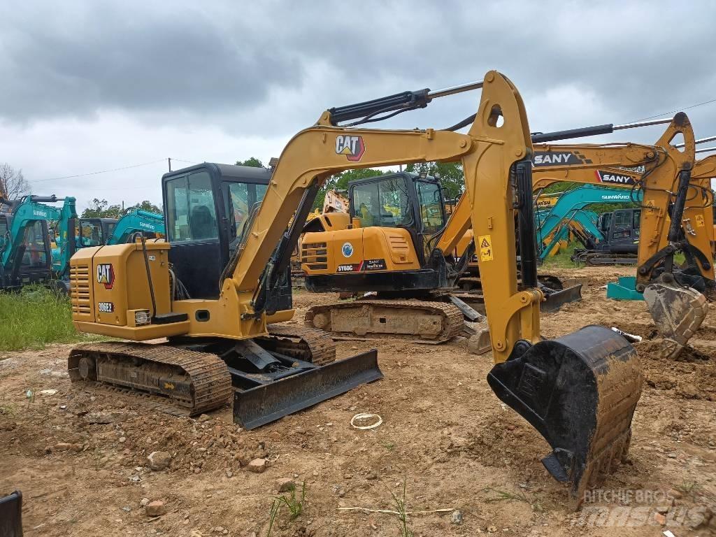 CAT 306E2 Miniescavadeiras