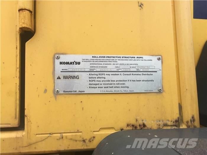 Komatsu WA 320-5 Carregadeiras de rodas