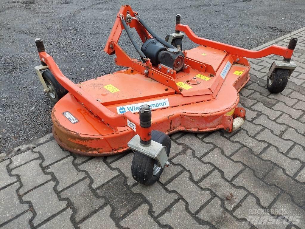 Wiedenmann RMR 180H Corta-Relvas montadas e arrastadas