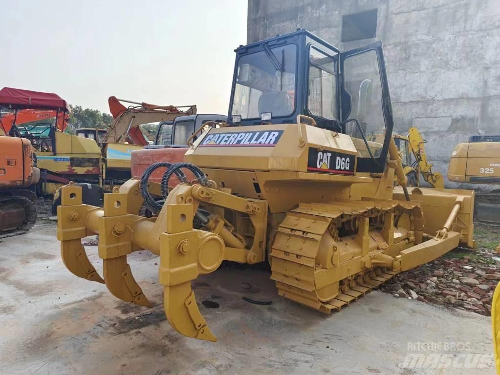 CAT D 6 G Dozers - Tratores rastos