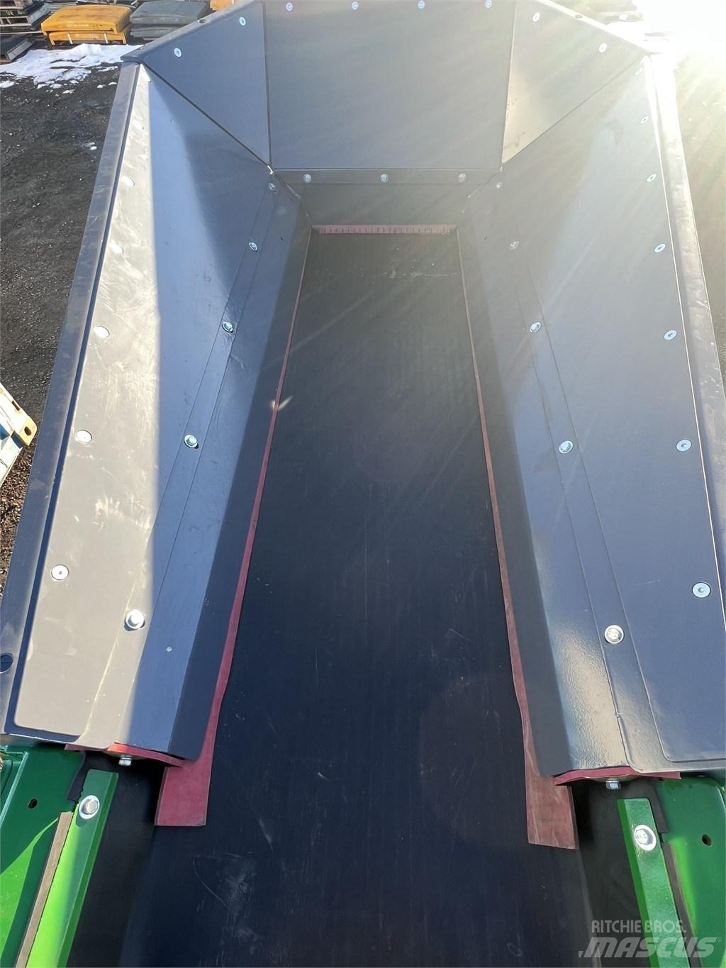 McCloskey EC65T Transportadores