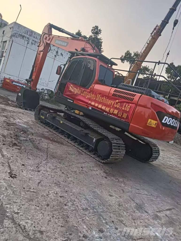 Doosan DX225LC-9C Escavadeiras de esteiras
