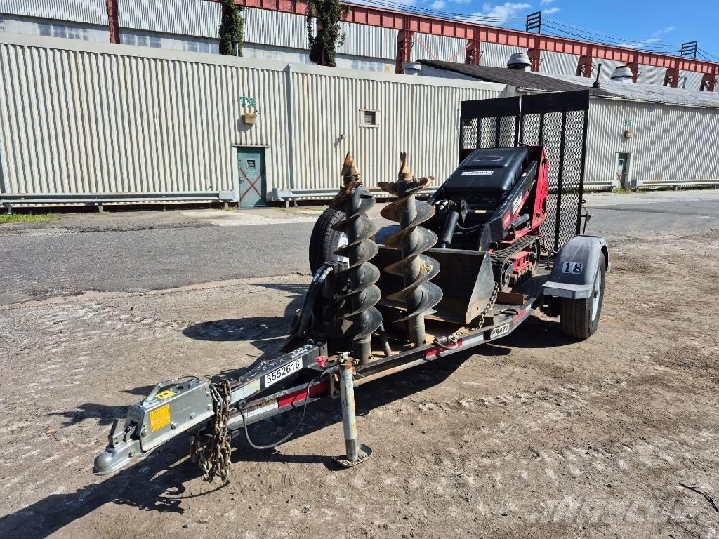 Toro DINGO TX427N Minicarregadeiras