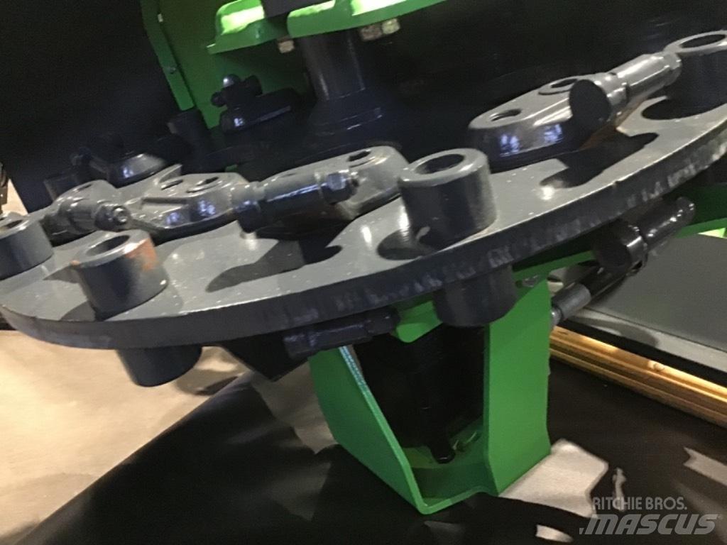 Avant Stubbfräs Acessórios para tractores compactos