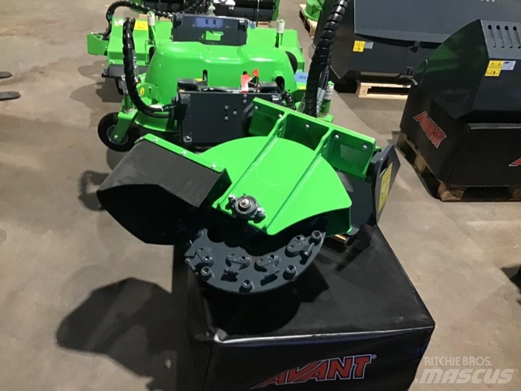 Avant Stubbfräs Acessórios para tractores compactos
