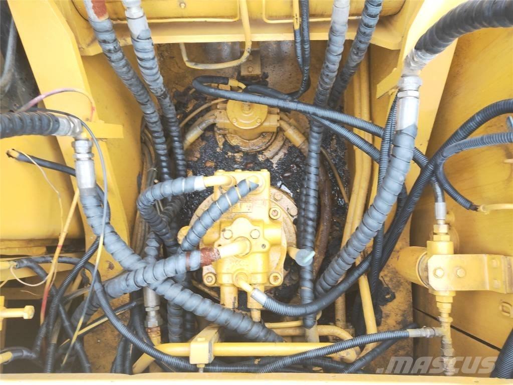 CAT 320B Escavadeiras de esteiras