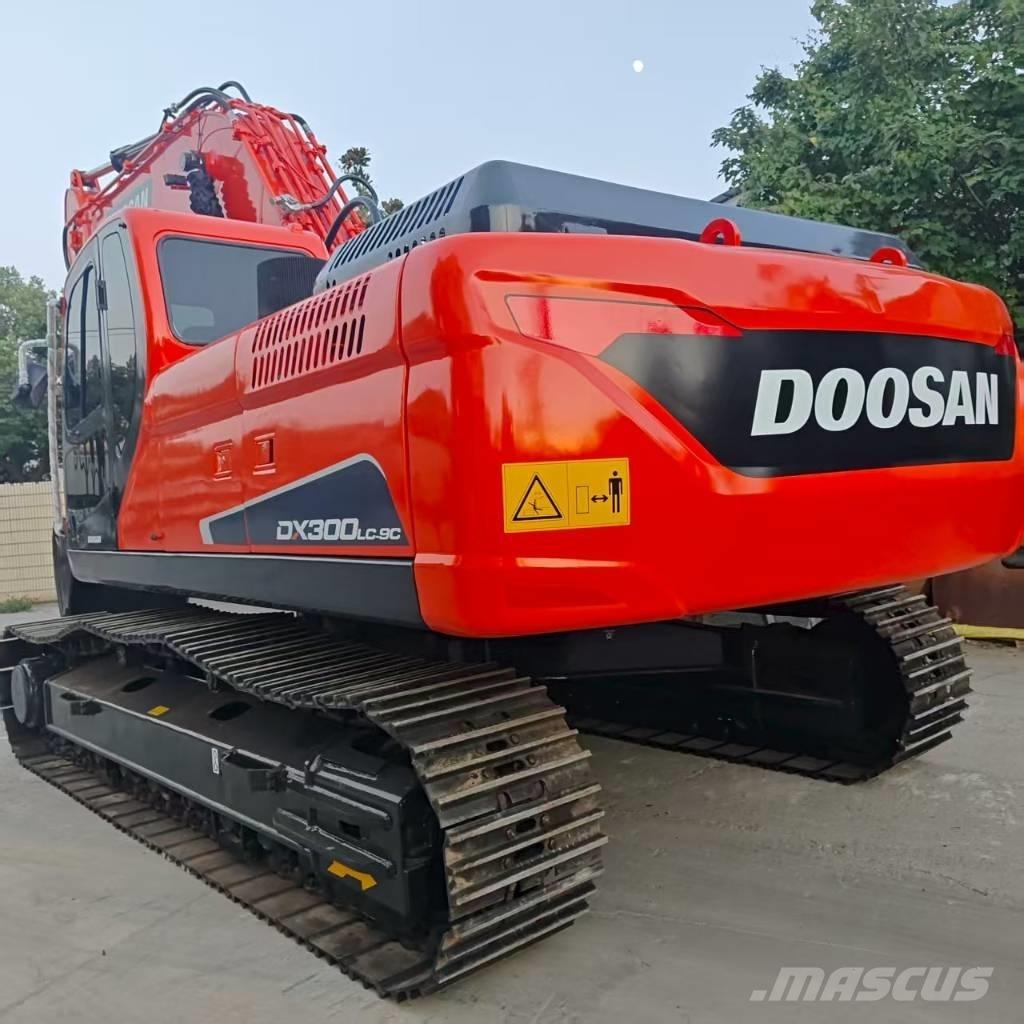 Doosan DX 300 LC Escavadeiras de esteiras