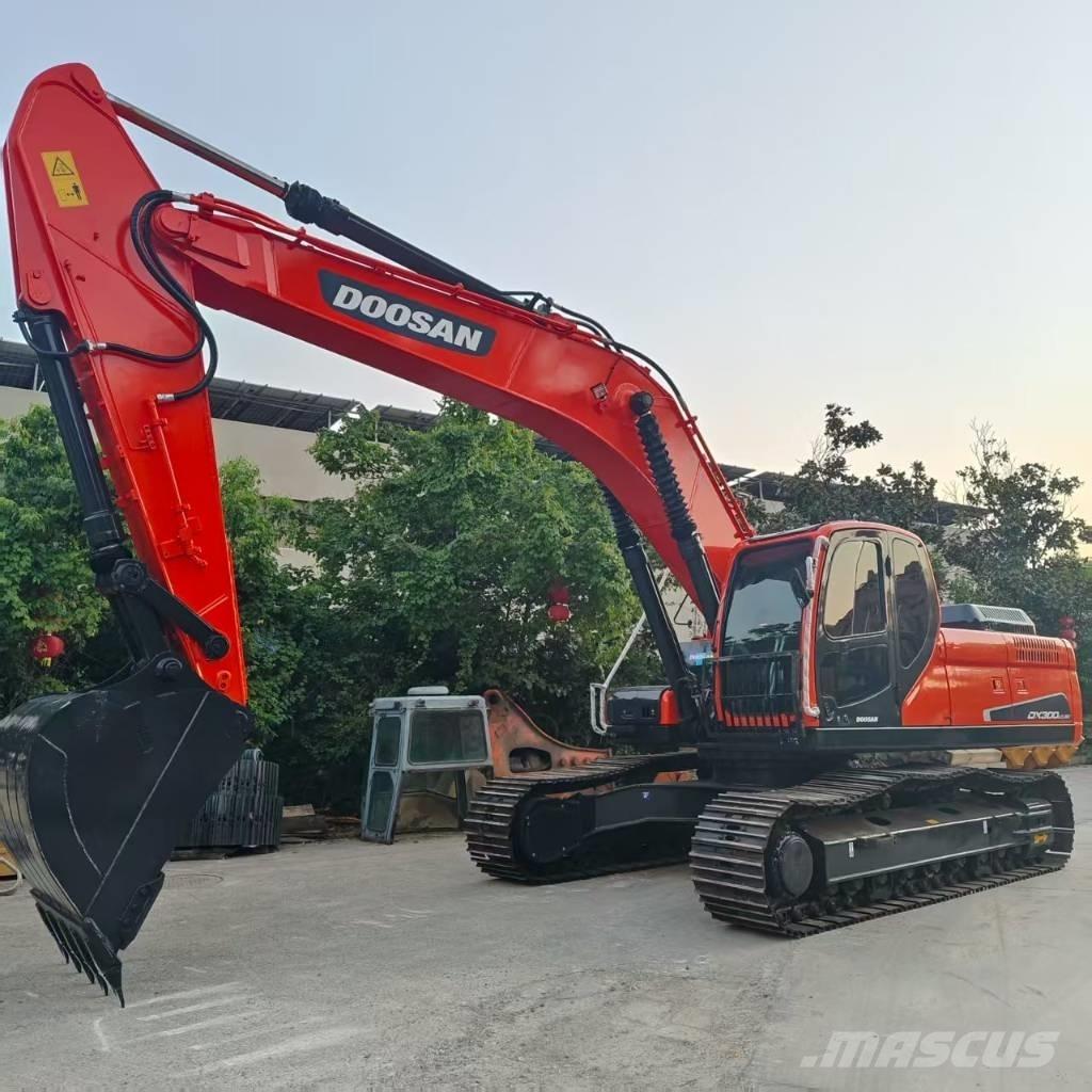 Doosan DX 300 LC Escavadeiras de esteiras