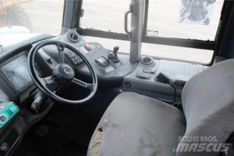 Bell B30D Caminhões articulados