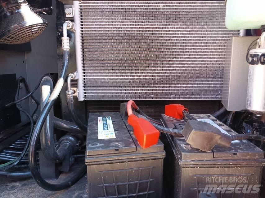 Hitachi ZX 120 Escavadoras Midi 7t - 12t