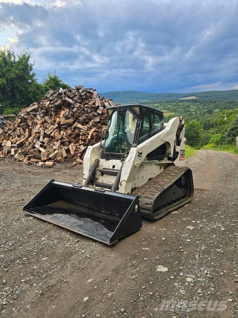 Bobcat T 320 Minicarregadeiras