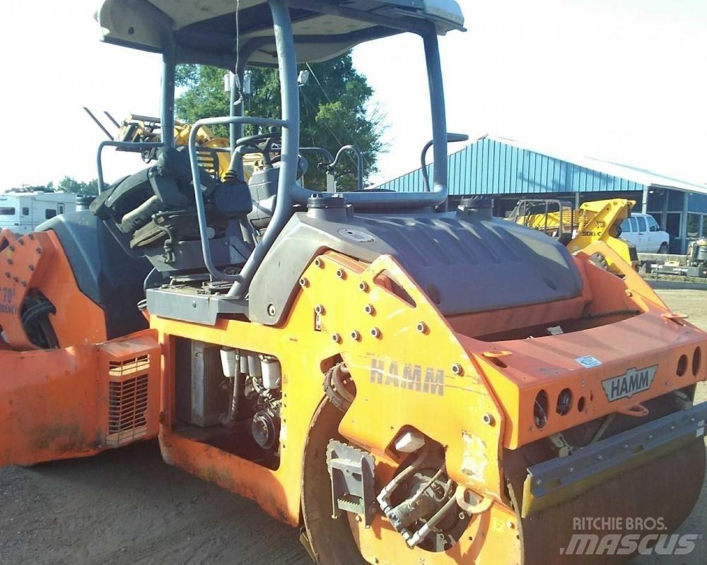 Hamm HD70 Dozers - Tratores rastos