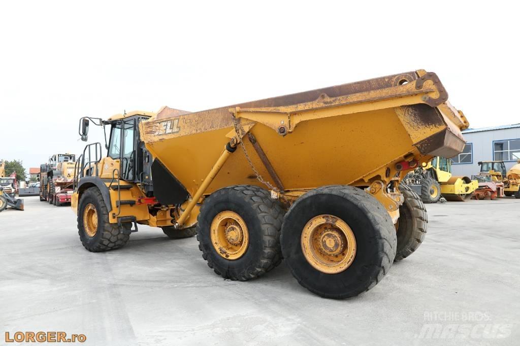 Bell B 30 E Caminhões articulados