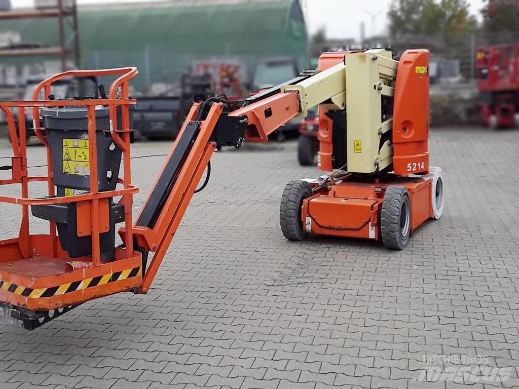 JLG E 300 AJP Elevadores braços articulados