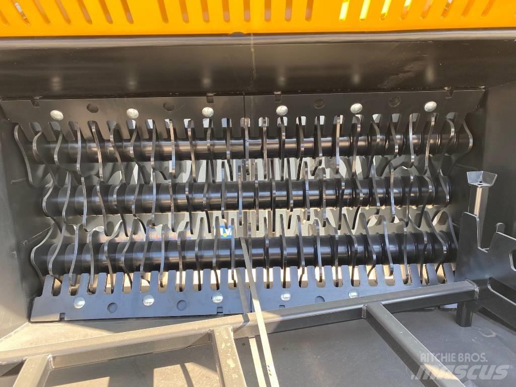 MB Crusher HDS323 Baldes crivo