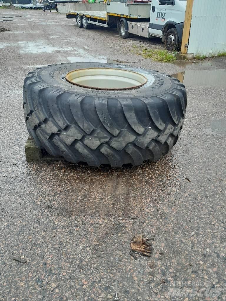 BKT 650/60R30,5 Hjul Pneus Agrícolas