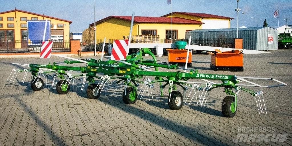 Pronar PWP770 Ancinho virador