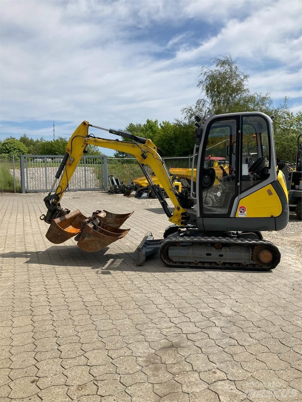 Wacker Neuson ET24 Miniescavadeiras