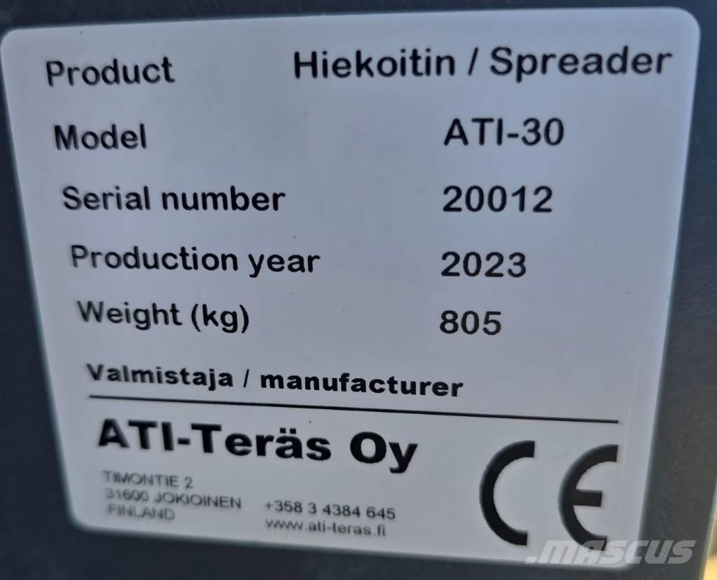 ATI 30 Espalhadores de areia e sal