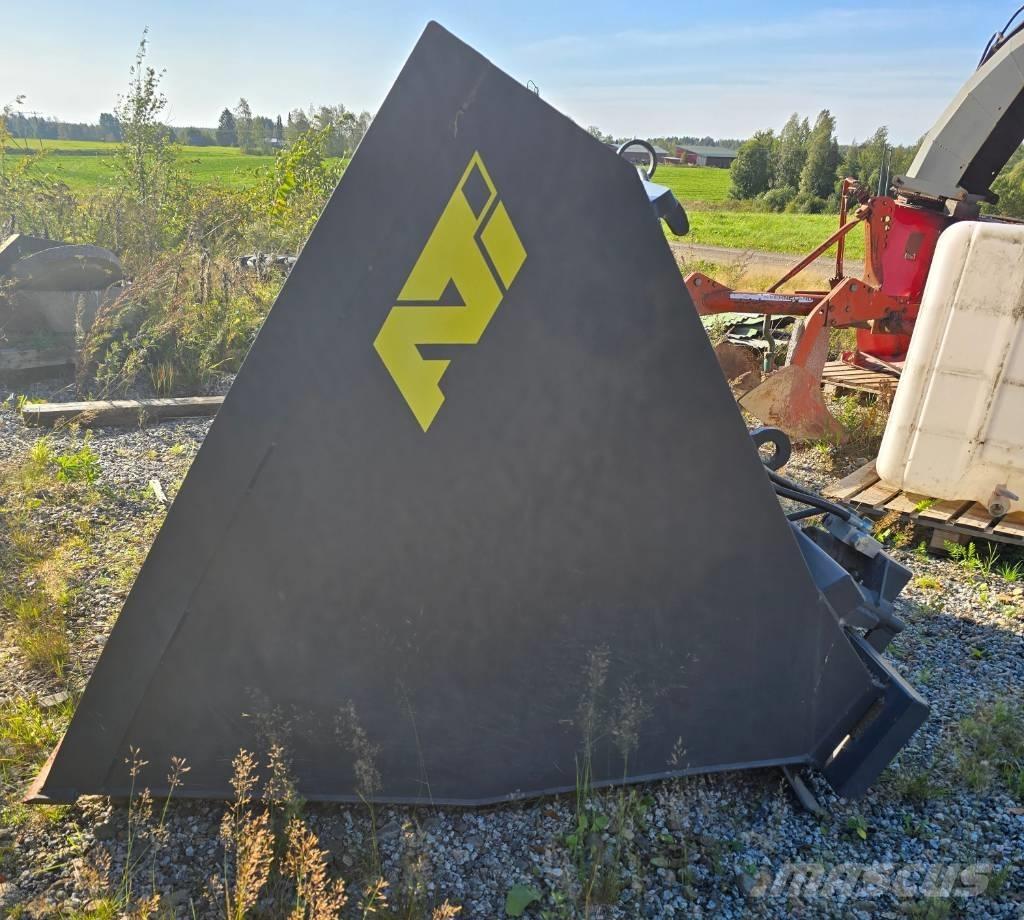 ATI 30 Espalhadores de areia e sal