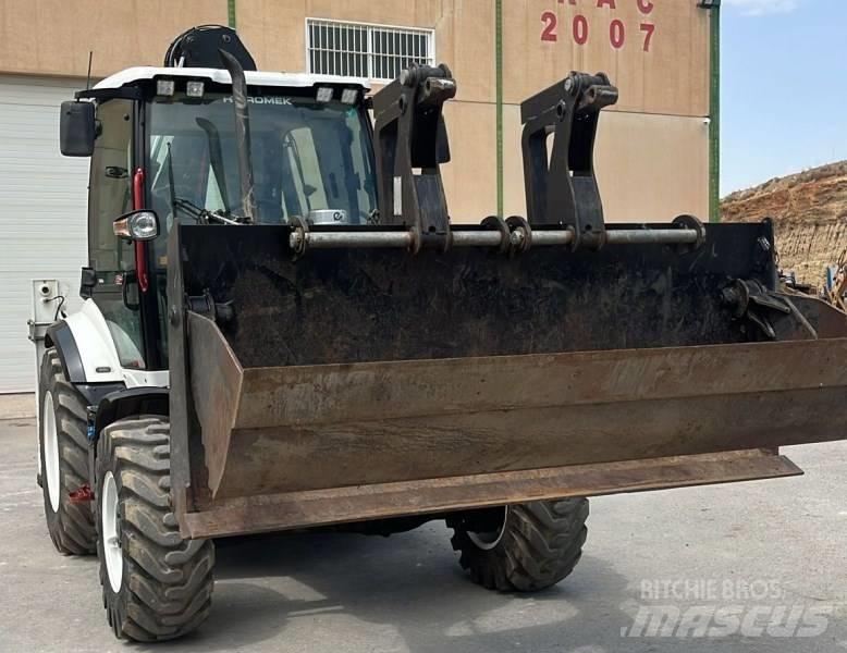 Hidromek HMK 102 B Retroescavadeiras