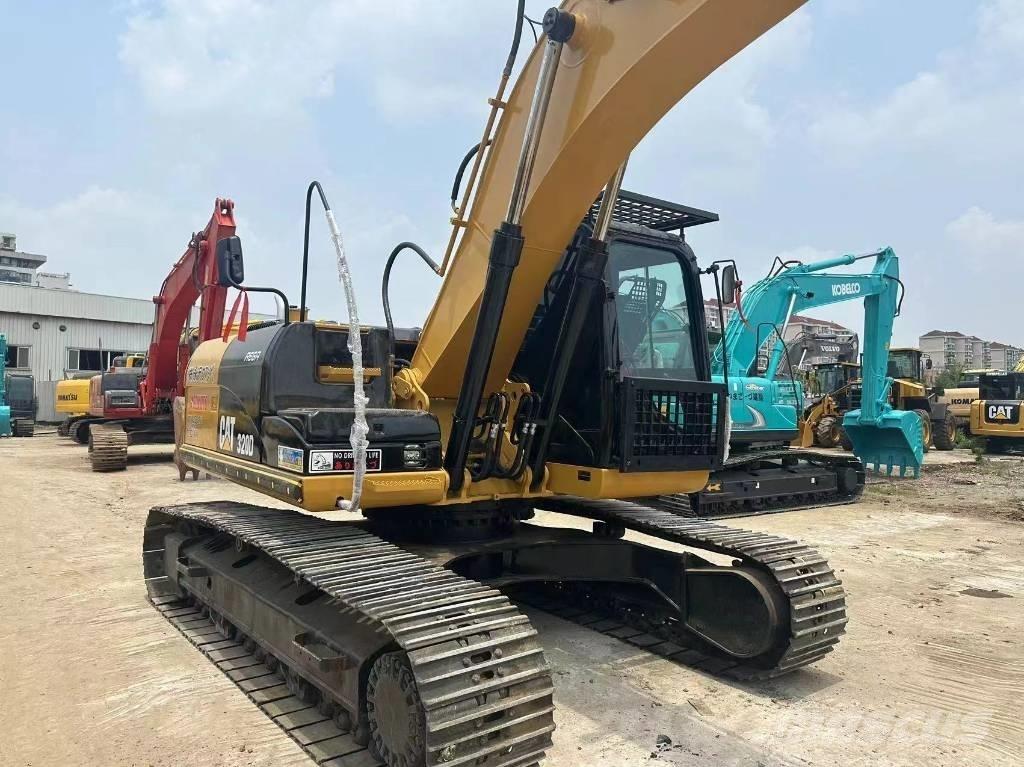 CAT 320 D Escavadeiras de esteiras