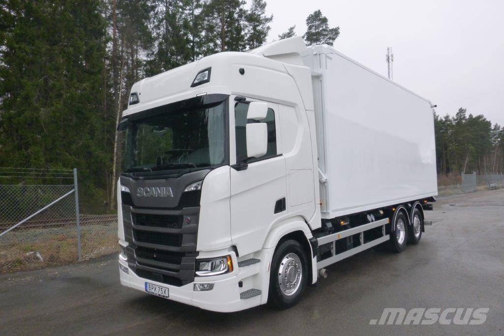 Scania R560 LB6x2*4 Camiões Transporte Estilha de Madeira