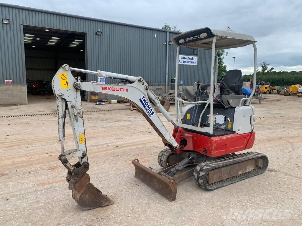 Takeuchi TB 215 R Miniescavadeiras