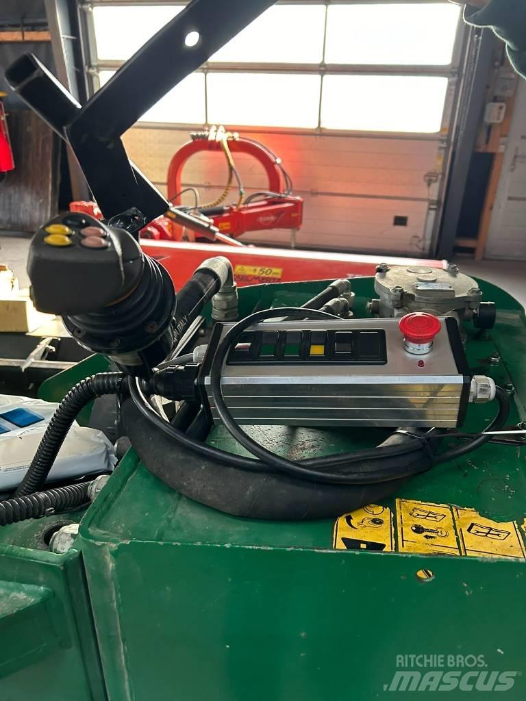 Spearhead Twiga 6000 Corta-Relvas Riders