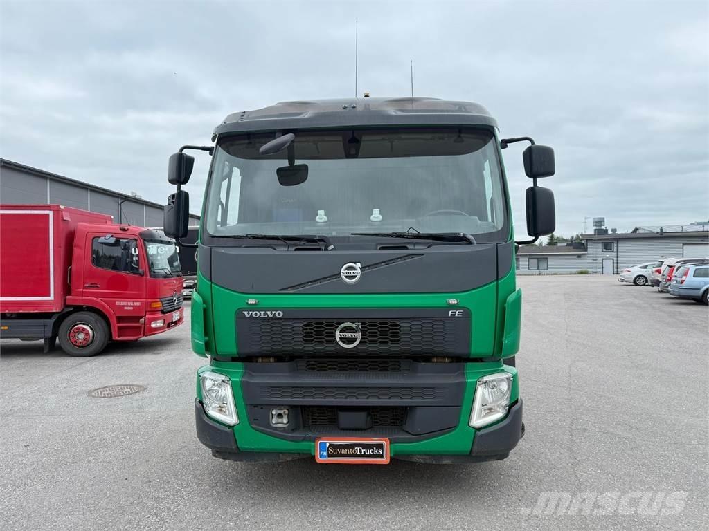 Volvo FE320 6x2*4 Camiões Ampliroll