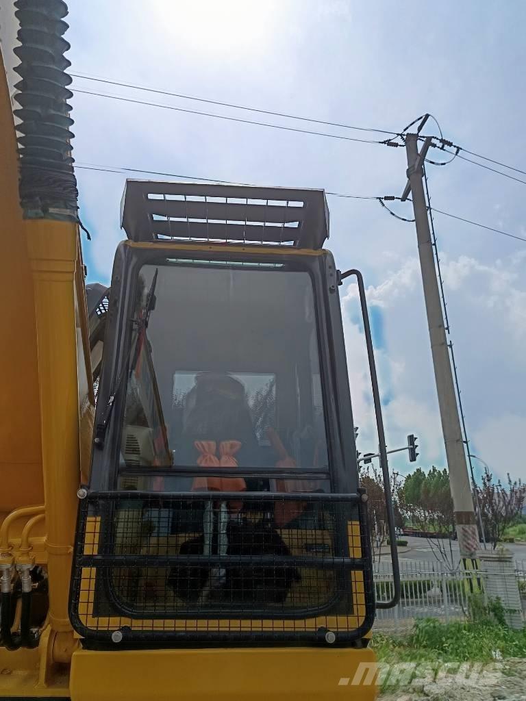 Komatsu PC 200 Escavadeiras de esteiras