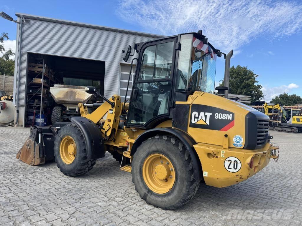 CAT 908M Carregadeiras de rodas