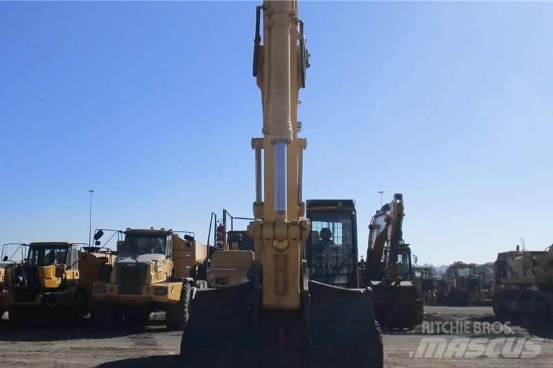 Komatsu PC450LC Miniescavadeiras