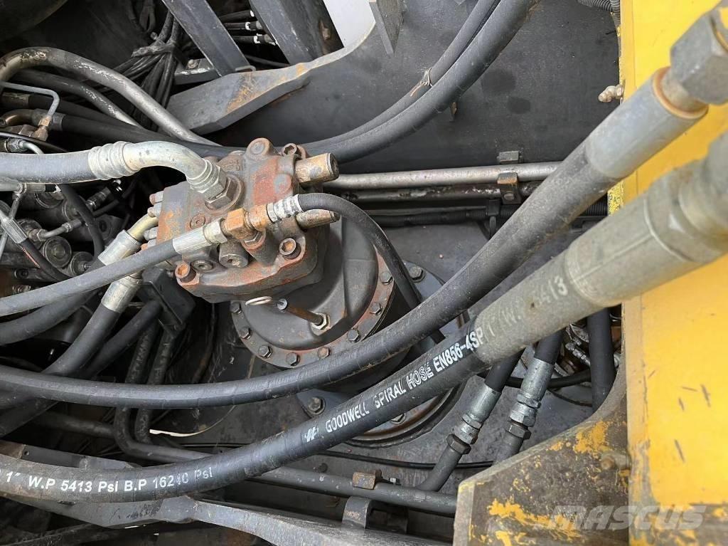 Sumitomo SH200Z3 Escavadeiras de esteiras