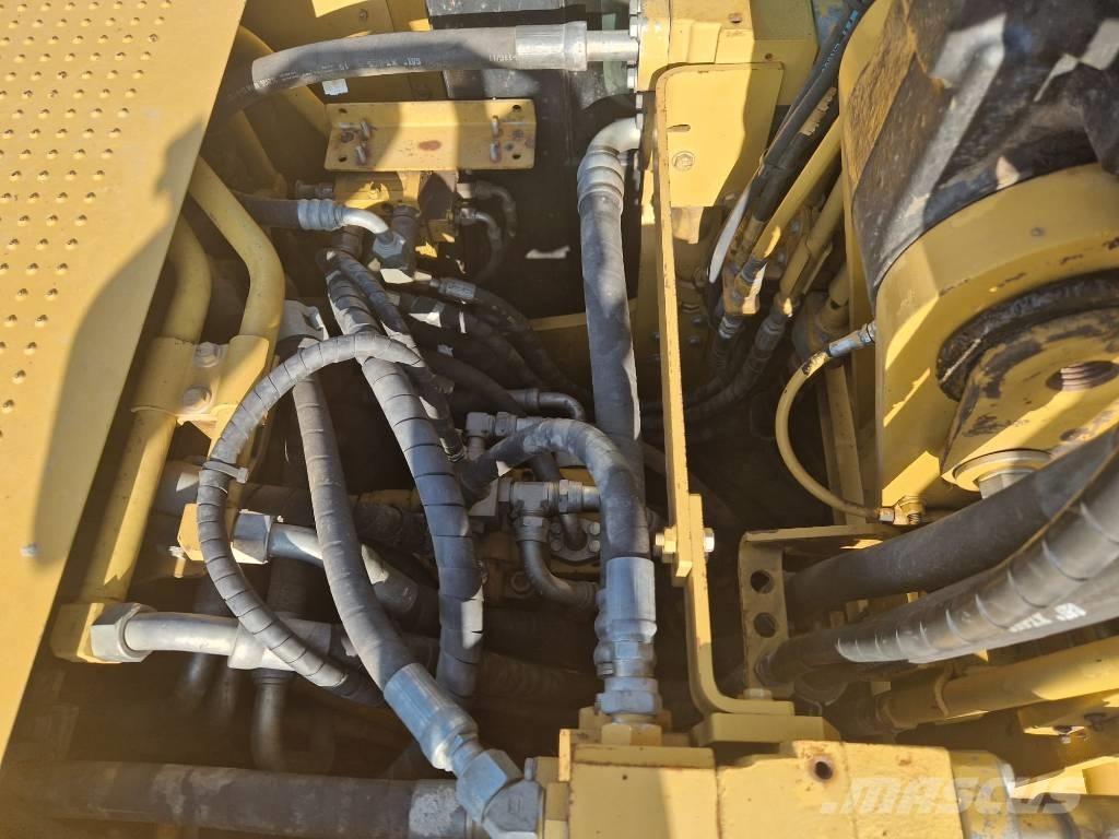 CAT 323D LRR * 2011r. * Escavadeiras de esteiras