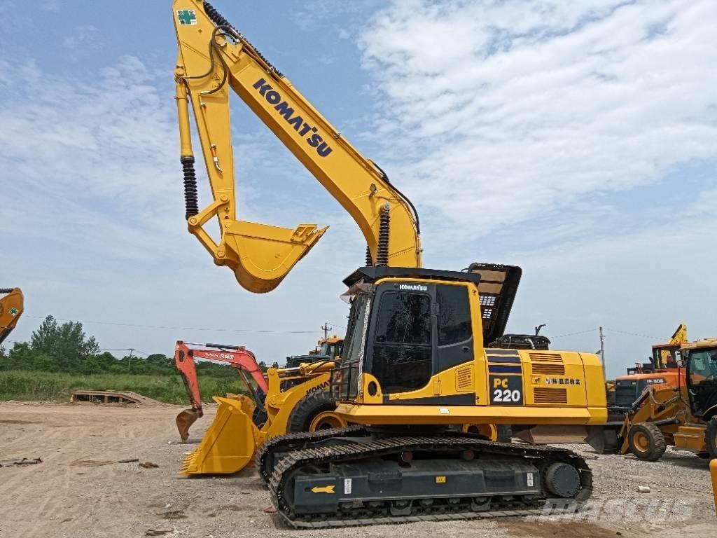 Komatsu PC 220-8 Escavadeiras de esteiras