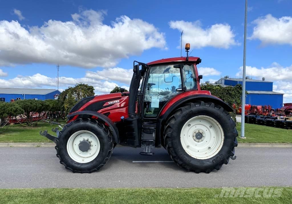 Valtra T 234 A Tratores Agrícolas usados
