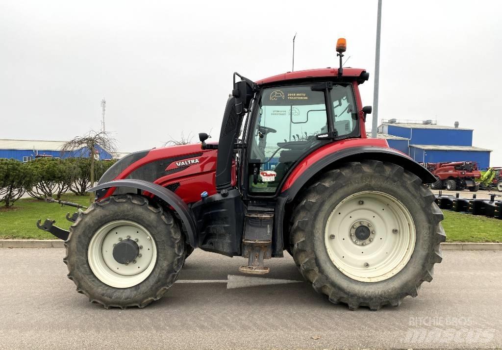 Valtra T 234 A Tratores Agrícolas usados
