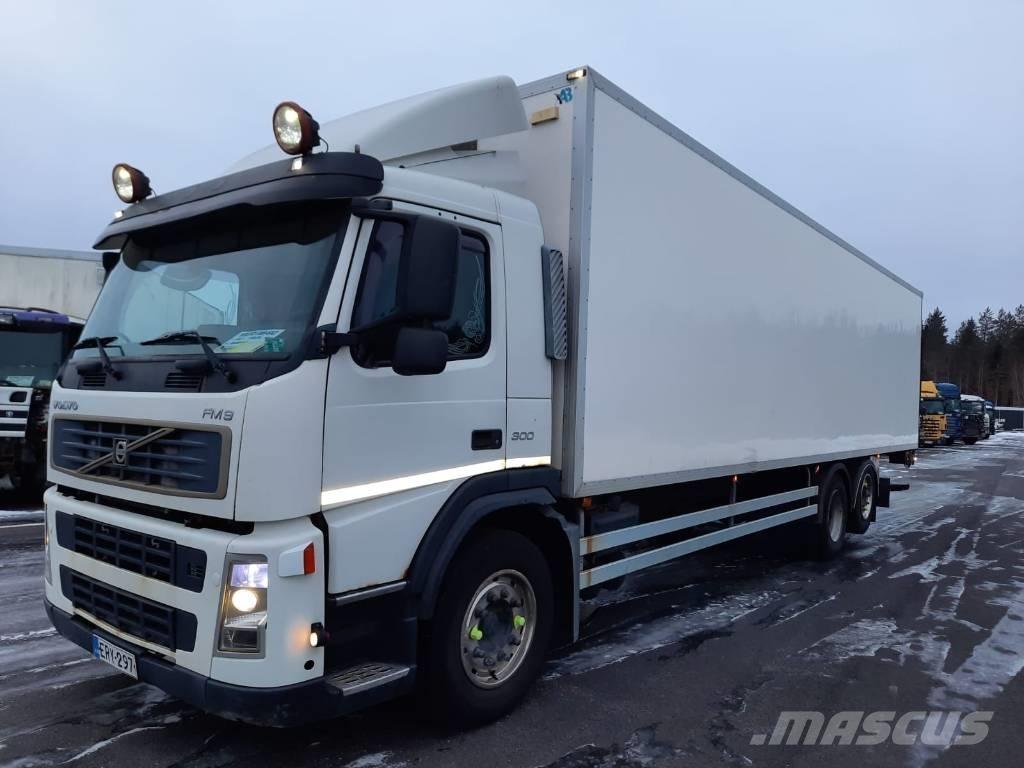Volvo FM 9 300 Caminhões de caixa fechada