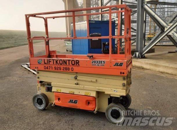 JLG 2032 ES Elevadores de tesoura