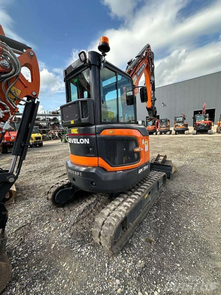 Develon DX 35 Z-7 Miniescavadeiras