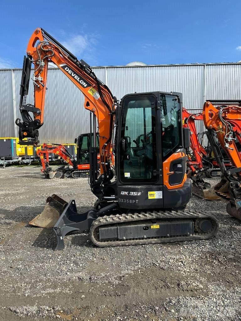 Develon DX 35 Z-7 Miniescavadeiras