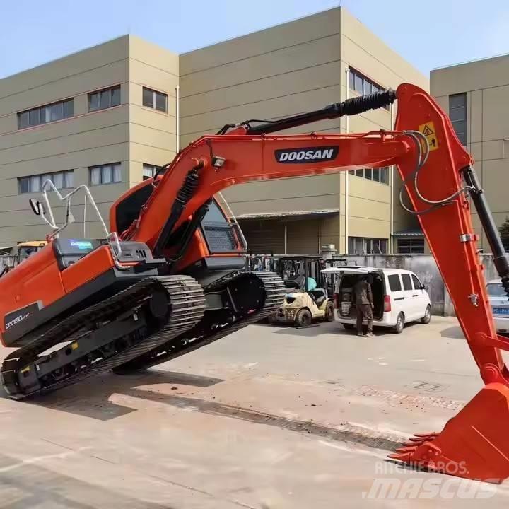 Doosan DX150 Escavadeiras de esteiras