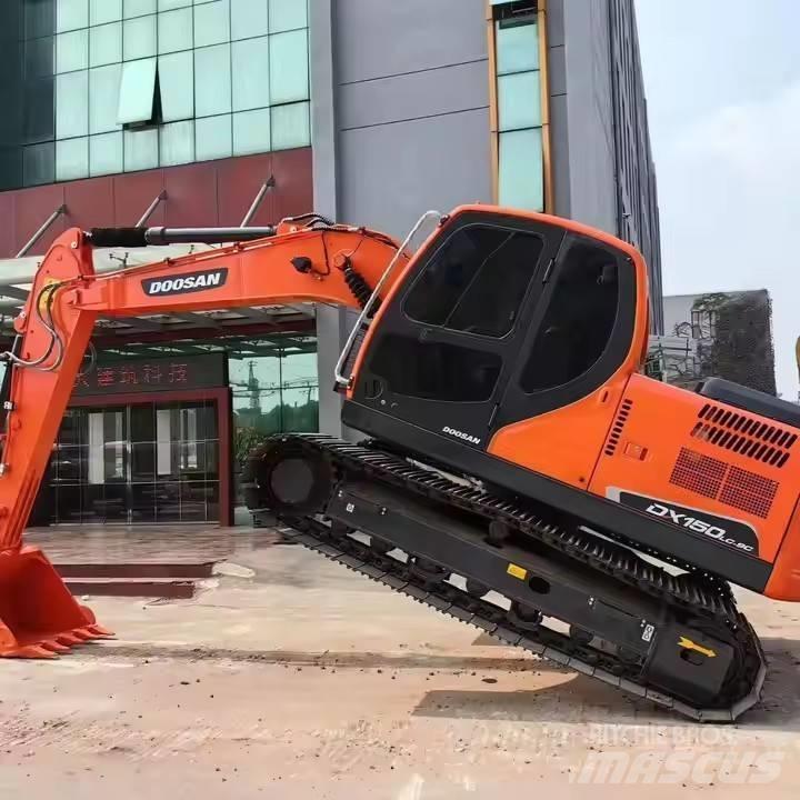 Doosan DX150 Escavadeiras de esteiras