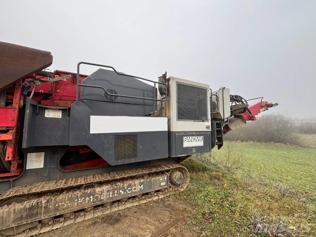Sandvik QJ 241 Britadores móveis